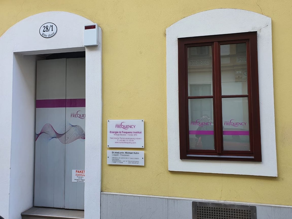 Titelbild von Frequenz Institut Wien