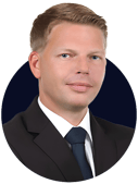 Tom Oliver<br>Regenauer