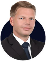 Tom Oliver Regenauer