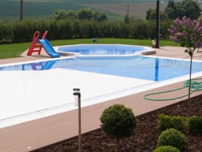 Schwimmbadprojekt