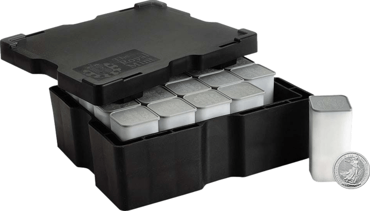 Geöffnete schwarze Box mit Münztuben, daneben eine einzelne Tube und eine Silbermünze