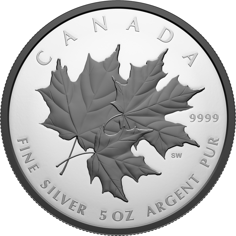 5 Unzen Silber 2026, Seite mit den Blättern: drei einzelne, sich überlappende Ahornblätter, oben CANADA, rechts 9999 und das Kürzel SW, unten Metall und Gewicht in Englisch und Französisch